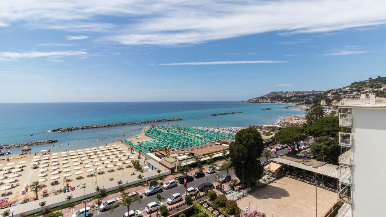 Italianway - Sant'Erasmo 3 Apartman Arma di Taggia Kültér fotó