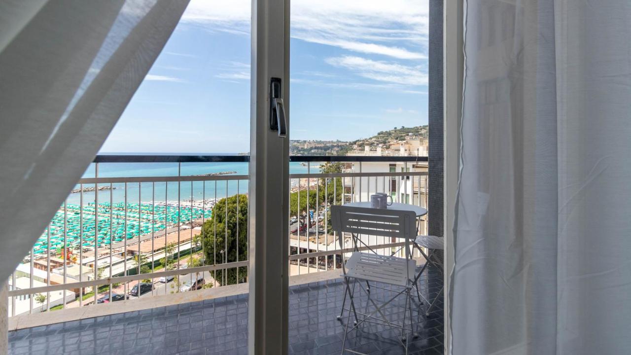 Italianway - Sant'Erasmo 3 Apartman Arma di Taggia Kültér fotó